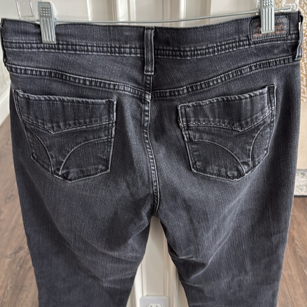 Levis Ladies Vintage 505 straight leg jeans in Faded Black 8 - Picture 6 of 9
